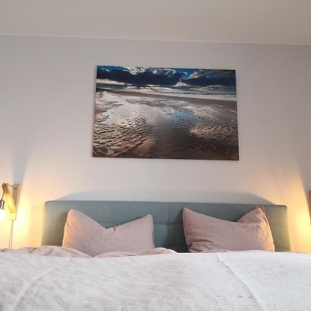 Ferienwohnung Fuer Grosse Familien Im Haus Akunak Busum Bagian luar foto