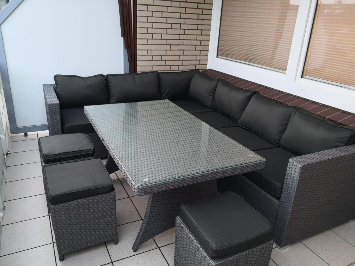 Ferienwohnung Fuer Grosse Familien Im Haus Akunak Busum Bagian luar foto