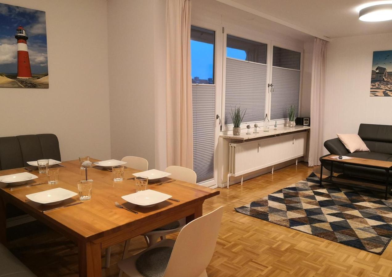 Ferienwohnung Fuer Grosse Familien Im Haus Akunak Busum Bagian luar foto